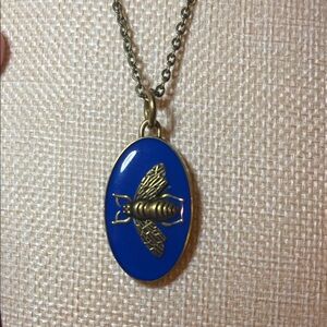 Gucci Bee Pendant Necklace in Blue